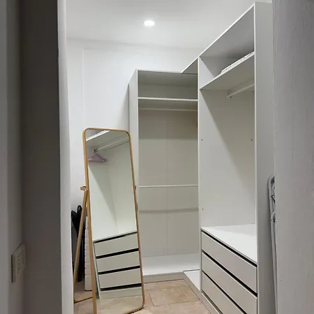 La Bella With Free Private Parking Prázdninový dům